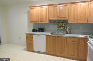 213 Yale Ct Trappe Pa Yale Ct, Trappe, PA 19426 - Photo 6