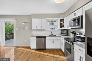 113 Susan Constant Ct, Norristown, PA 19401 - Photo 8