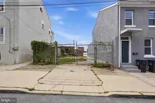 360 E Penn St, Norristown, PA 19401 - Photo 46