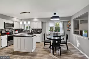 63 Lark Ln, Gilbertsville, PA 19525 - Photo 8