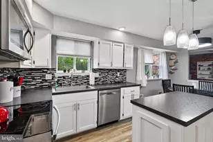 63 Lark Ln, Gilbertsville, PA 19525 - Photo 16