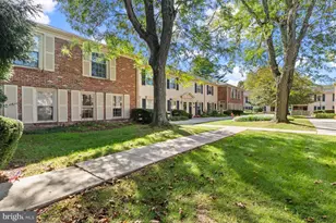 176 Cheshire Dr, Penllyn, PA 19422 - Photo 2