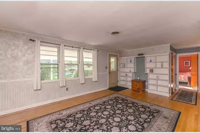 3243 W Sunset Avenue, Eagleville, PA 19403 - Photo 6