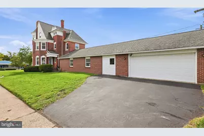 300 S Broad Street, Lansdale, PA 19446 - Photo 4