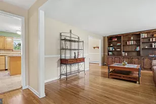 17 Teakwood Terrace, Norristown, PA 19403 - Photo 12