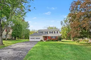 17 Teakwood Terrace, Norristown, PA 19403 - Photo 4