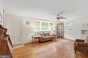 325 E Mt Kirk Ave, Eagleville, PA 19403 - Photo 4
