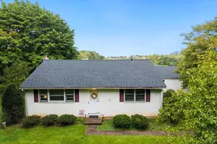 325 E Mt Kirk Ave, Eagleville, PA 19403 - Photo 1