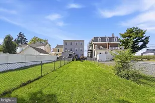 639 Old Elm St, Conshohocken, PA 19428 - Photo 30