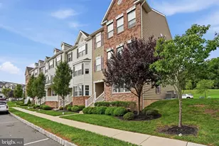 3028 Davenport Wy, Pennsburg, PA 18073 - Photo 2