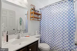 3028 Davenport Wy, Pennsburg, PA 18073 - Photo 16