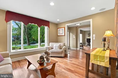 33 Sugar Maple Lane, Lafayette Hill, PA 19444 - Photo 4