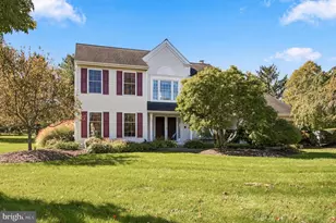 3004 Stuart Way, Lansdale, PA 19446 - Photo 2