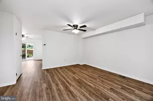 1704 Village Green Dr, Gilbertsville, PA 19525 - Photo 8
