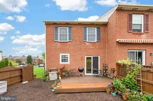 1704 Village Green Dr, Gilbertsville, PA 19525 - Photo 40