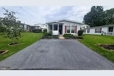 30 Juniper Court E, Harleysville, PA 19438 - Photo 2