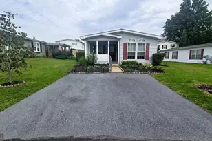 30 Juniper Ct E, Harleysville, PA 19438 - Photo 2