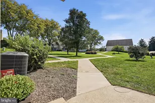 804 Independence Dr, Harleysville, PA 19438 - Photo 4
