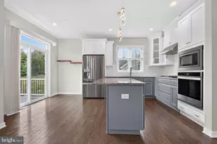 25 Tamarack Cir, Norristown, PA 19403 - Photo 14
