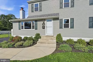 244 E Monument Ave, Hatboro, PA 19040 - Photo 2