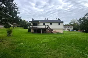 1170 Woodmere Dr, Pottstown, PA 19464 - Photo 2
