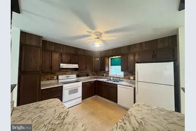 1170 Woodmere Drive, Pottstown, PA 19464 - Photo 10