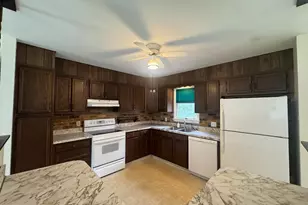 1170 Woodmere Dr, Pottstown, PA 19464 - Photo 10