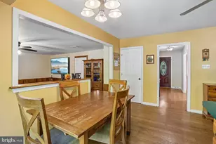 729 Mockingbird Ln, Eagleville, PA 19403 - Photo 10