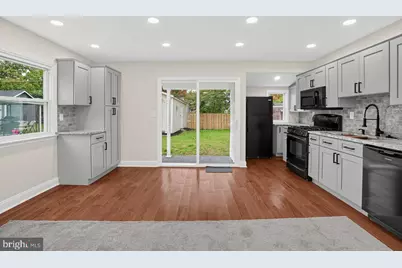 198 Oxford Circle, West Norriton, PA 19403 - Photo 10