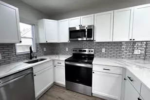 37 W 2nd St, Pottstown, PA 19464 - Photo 14
