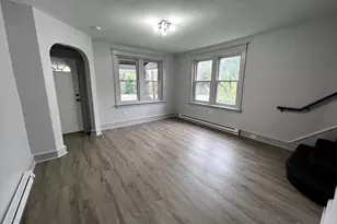 37 W 2nd St, Pottstown, PA 19464 - Photo 8