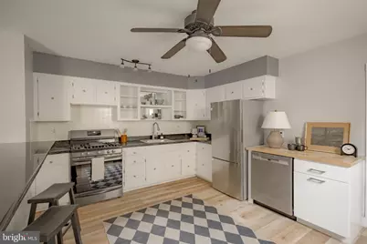 806 E Abington Avenue, Glenside, PA 19038 - Photo 12