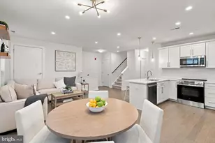 919 Riverplace Dr, Conshohocken, PA 19428 - Photo 2