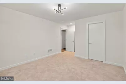 919 Riverplace Drive, Conshohocken, PA 19428 - Photo 6