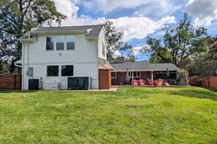 710 Sunset Rd, Glenside, PA 19038 - Photo 2