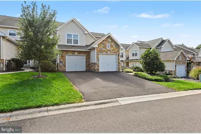 183 Gleneagles Court, Blue Bell, PA 19422 - Photo 2