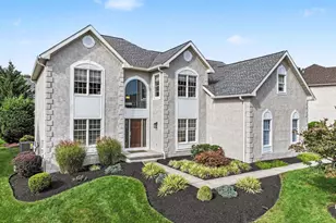 302 Centennial Dr, Blue Bell, PA 19422 - Photo 2
