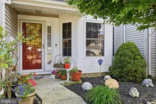 801 Evergreen Ct, North Wales, PA 19454 - Photo 4