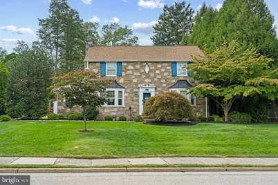 240 S Lynwood Avenue, Glenside, PA 19038 - Photo 1