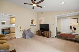240 S Lynwood Ave, Glenside, PA 19038 - Photo 18