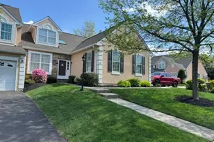 48 Wheatsheaf Ln, Norristown, PA 19403 - Photo 1