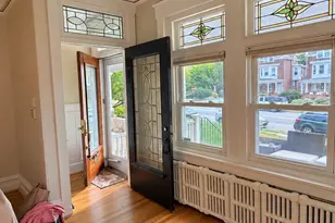 557 Hamilton St, Norristown, PA 19401 - Photo 2