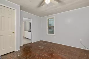 11 S Plum St, Pottstown, PA 19464 - Photo 8
