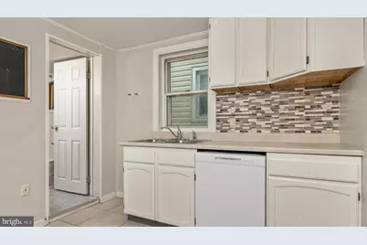 11 S Plum Street, Pottstown, PA 19464 - Photo 10