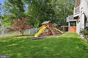 2780 Honeysuckle Ln, Huntingdon Valley, PA 19006 - Photo 16