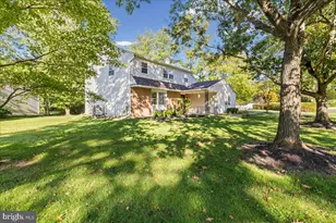 1421 Whitwood Dr, Blue Bell, PA 19422 - Photo 4