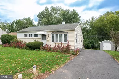 521 Winding Road, Lansdale, PA 19446 - Photo 2