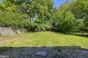 21 Hancock Ave, Norristown, PA 19401 - Photo 2