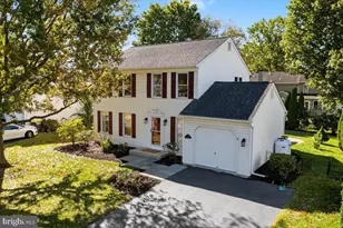 115 Abbey Dr, Royersford, PA 19468 - Photo 2