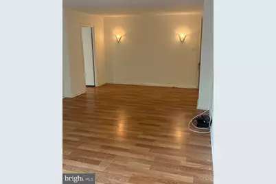 1001 City Avenue #EE-726, Wynnewood, PA 19096 - Photo 6